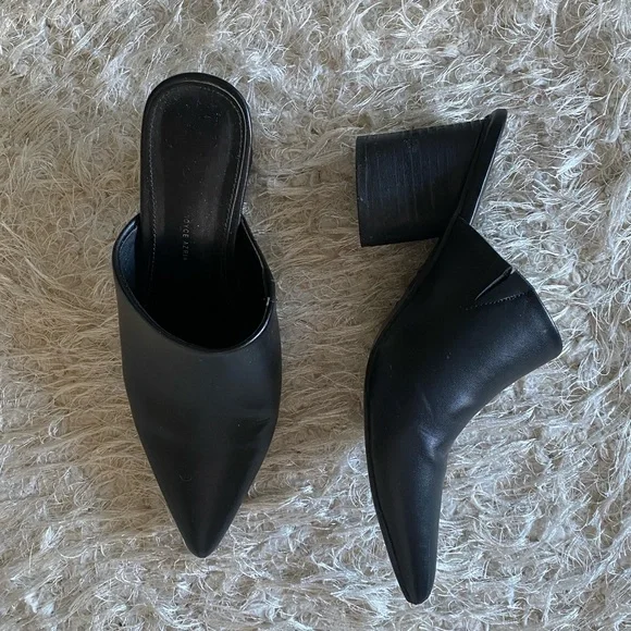 Black shoes - Picture 4 of 9